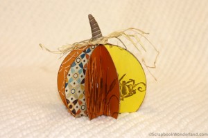Easy to make paper pumpkin craft for fall and Thanksgiving. (With directions!)