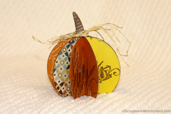 Easy to make paper pumpkin craft for fall and Thanksgiving. (With directions!)